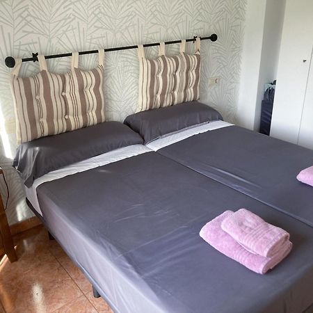 Luninoso Y Practico Apartamento En El Centro Con Amplio Parking Incluido Granada Buitenkant foto