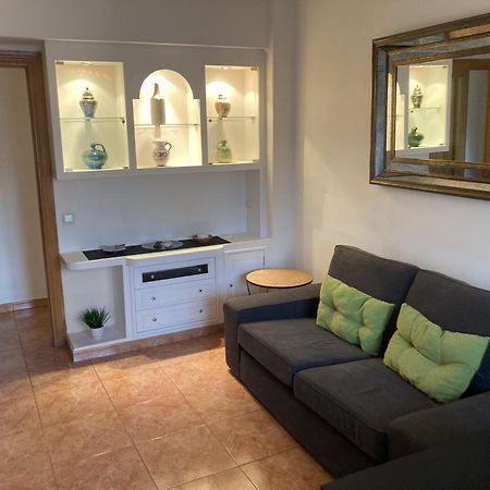Luninoso Y Practico Apartamento En El Centro Con Amplio Parking Incluido Granada Buitenkant foto